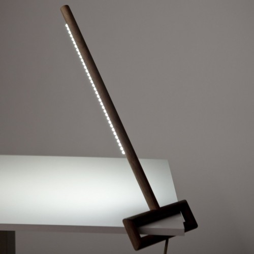 Элегантная дизайнерская угловая лампа 2
