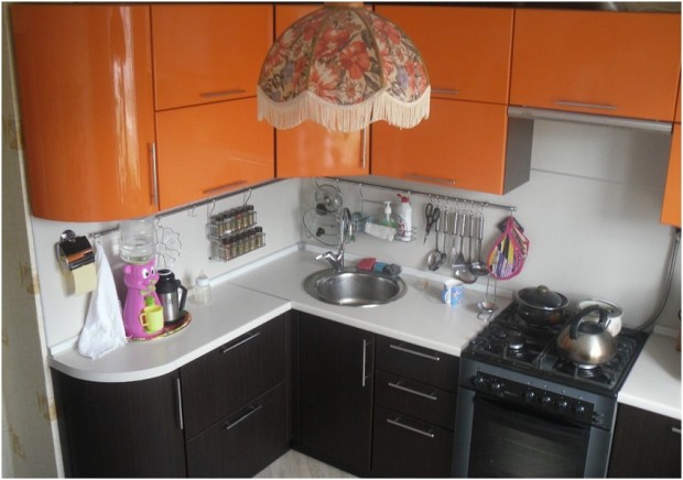 Уютная кухня в хрущевке -41 фото пример