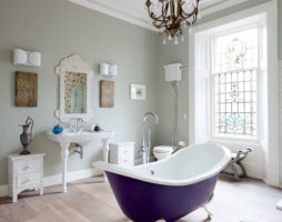 Великолепие классического стиля в ванной