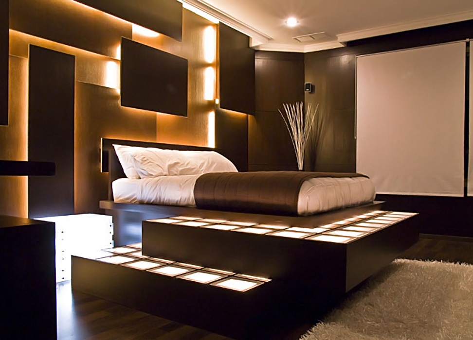 Спальня кровать на подиуме