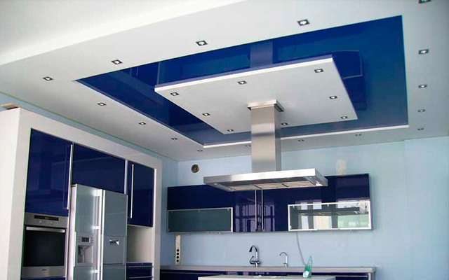 дизайн потолков на кухне