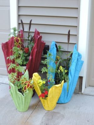 Уличные вазоны для цветов своими руками – это так просто!