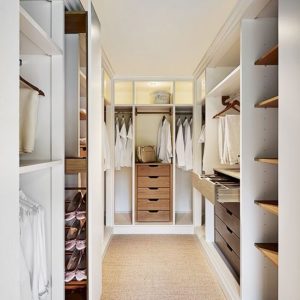 Дизайн и планировка гардеробных комнат разных размеров