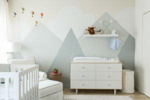 Примеры покраски стен в квартире